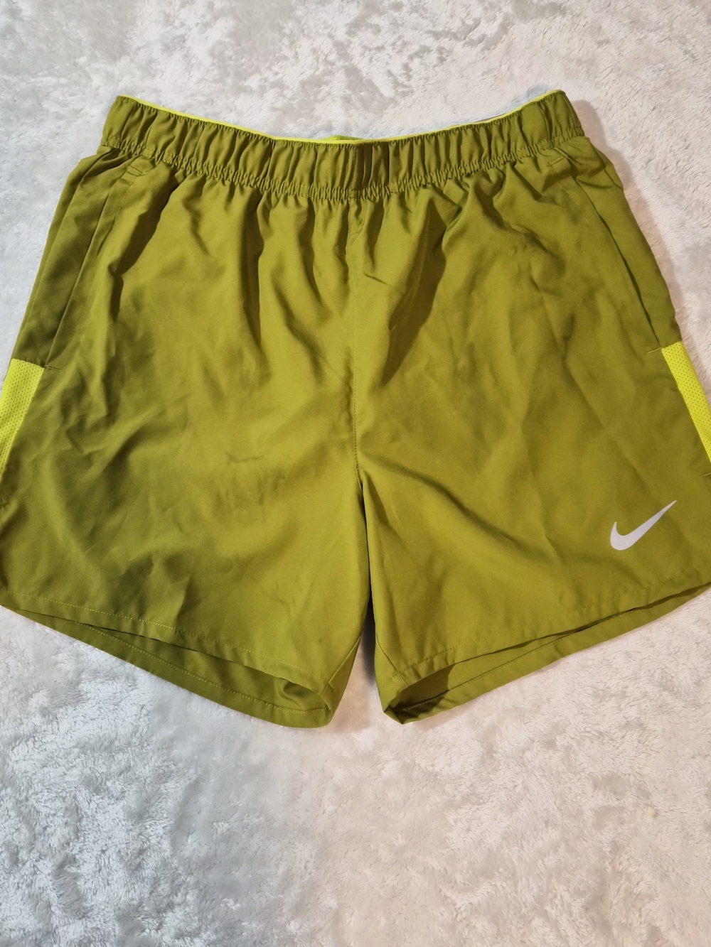 Men’s Nike Dri-FIT Chartreuse Running Shorts Athletic Activewear Size S